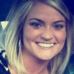 Meet your Posher, Chelsey